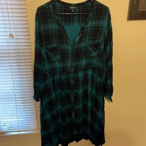 Green and black plaid size 4 dress